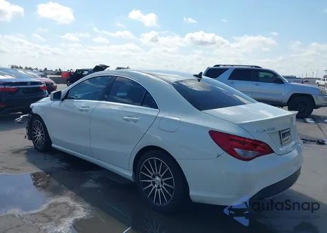 2016 Mercedes-Benz Cla 250 z USA, uszkodzony, nr VIN WDDSJ4EB6GN293963